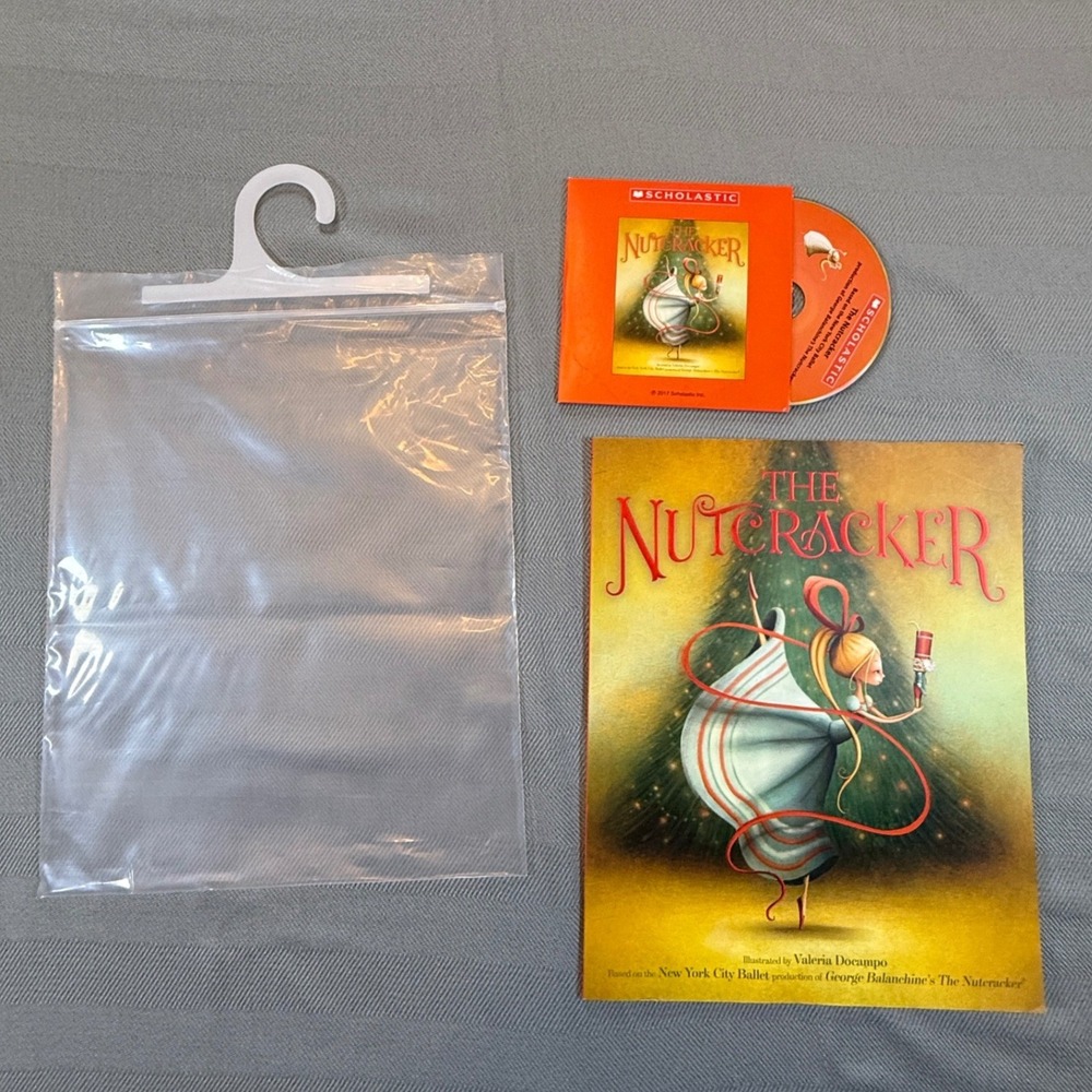 Scholastic The Nutcracker Book and CD Valeria Docampo New York City Ballet 2515